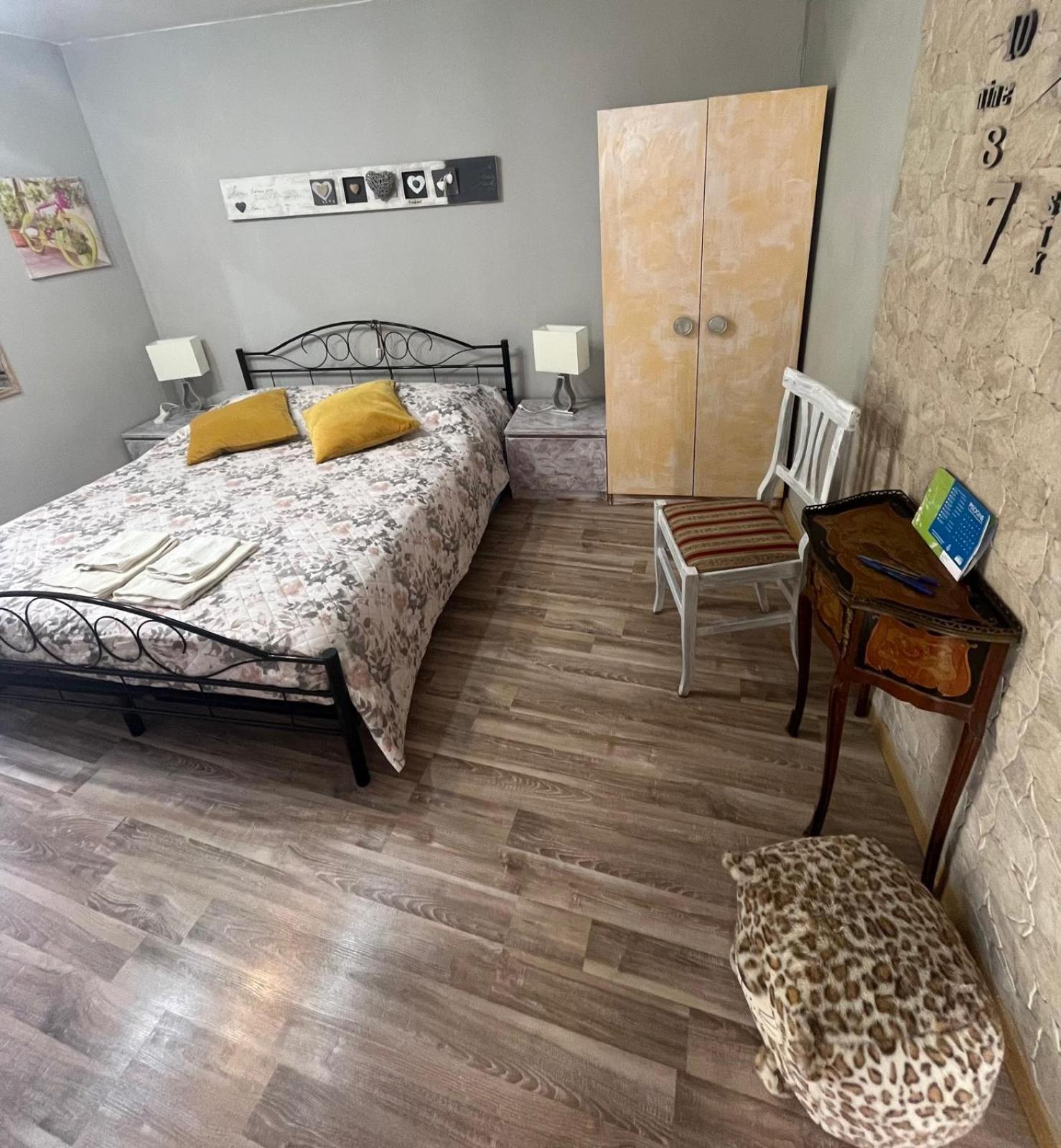 ピゾーニェCasa Alessiaアパートメント エクステリア 写真
